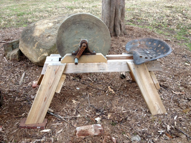All Sharp and Grind guarantees a sharp blade All Sharp and Grind guarantees a sharp blade