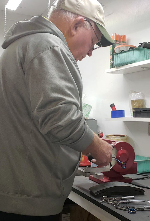All Sharp & Grind Beauty Salon Scissor Sharpening All Sharp & Grind Beauty Salon Scissor Sharpening